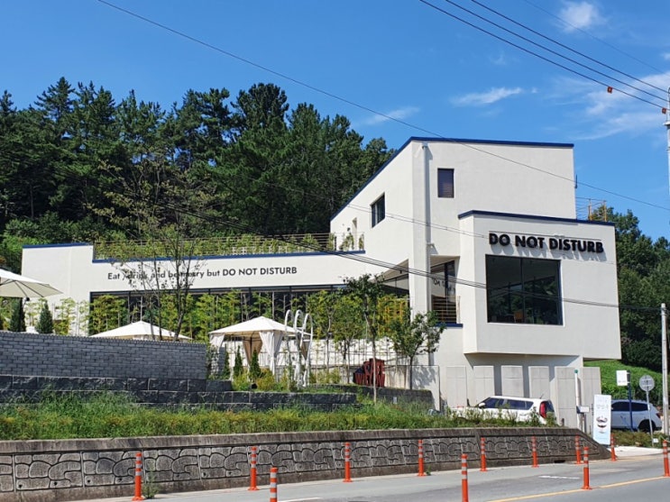  경산카페 뷰가 좋은 '두낫디스터브 반곡지 '