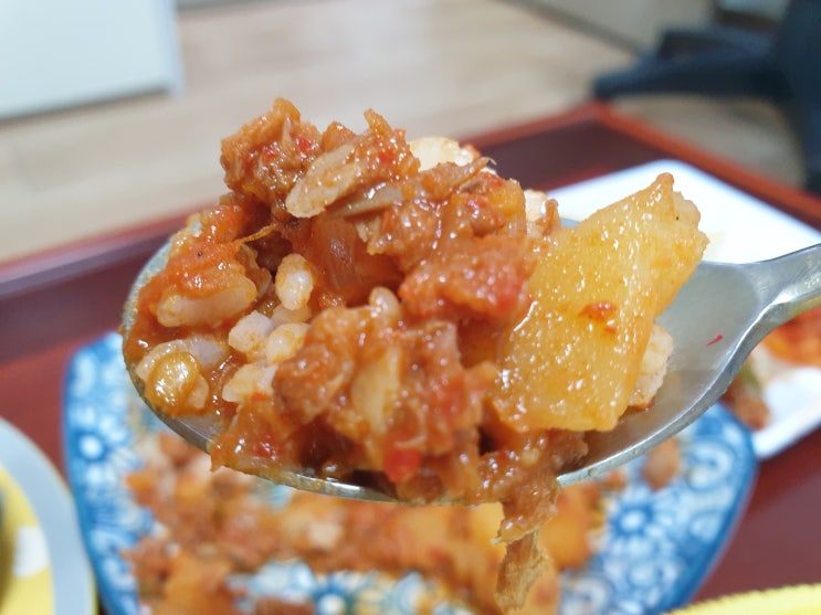 간단한반찬/캔참치요리/감자요리/고추장 『참치감자조림』 만드는법 캔참치칼로리/효능/임산부섭취