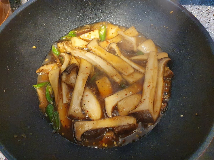  자취반찬 새송이버섯볶음 초간단 레시피 맛만 있음 되지!
