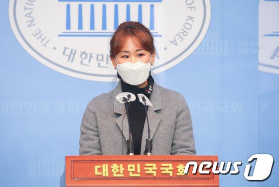 소방관 딸 순직하자 30여년만에 나타난 친모…"유족연금 15%도 많다" 소방관 딸 순직하자 30여년만에 나타난 친모…"유족연금 15%도 많다"