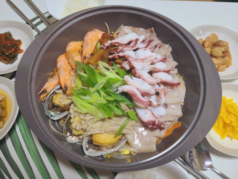 여수돌문어삼합 밀키트 여수첫딸김치 맛있어요!