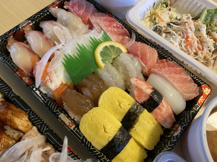  부산북구 초밥 맛집 찾으신다면 [ 김영태 스시 앤 사시미 마을 ] 추천해요!