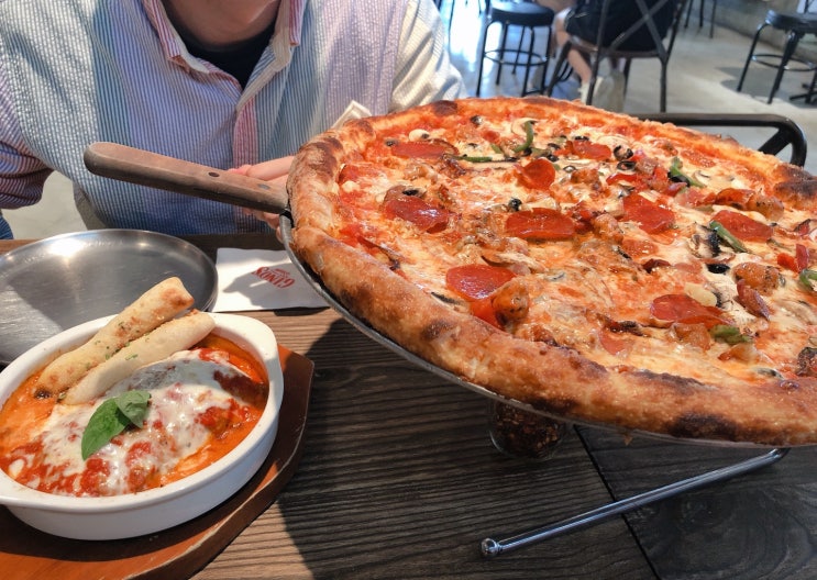  압구정맛집 - 지노스 피자, 수요미식회 맛집