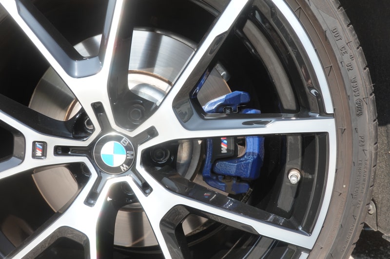남양주 불암산로 / 휠복원/도색 / BMW / 8시리즈