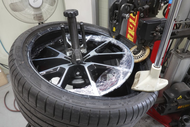 남양주 불암산로 / 휠복원/도색 / BMW / 8시리즈