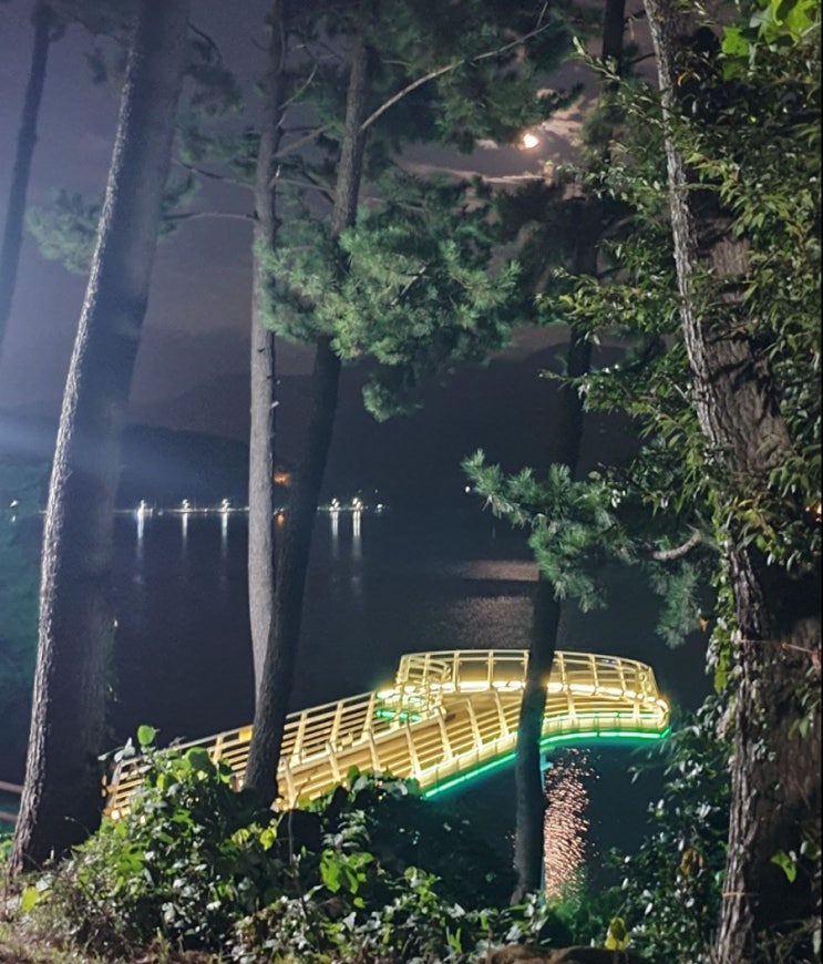야밤산책 in 가포해안변공원 가포수변오토캠핑장 우주슈퍼