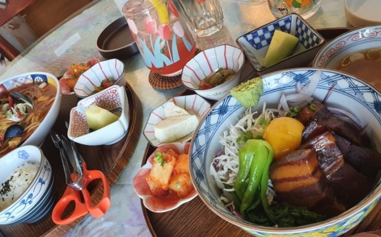  순천맛집 옥천 귀뚜라미 : 레트로 감성 가득한 핫플에서 돌문어빠쉐, 동파육덮밥 뇸뇸!