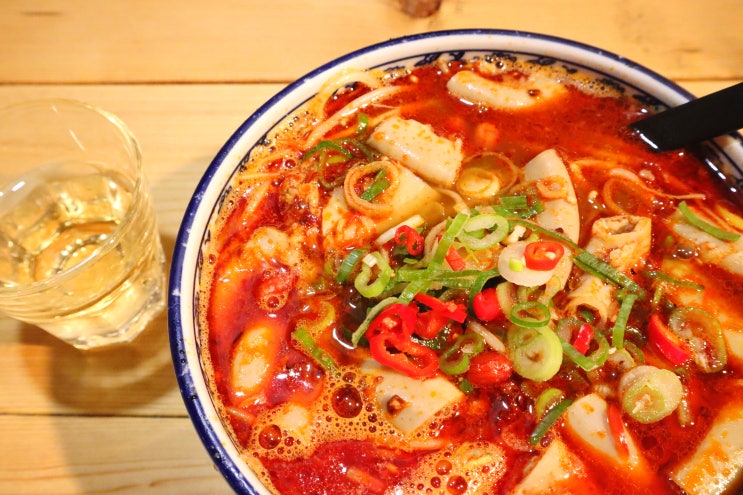  강남역 땀땀 곱창 쌀국수, 비 오는 날 줄 서서 먹기