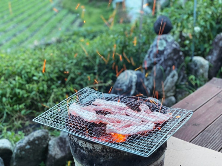  바베큐 삼겹살 소갈비 양념고기 모듬전 라면