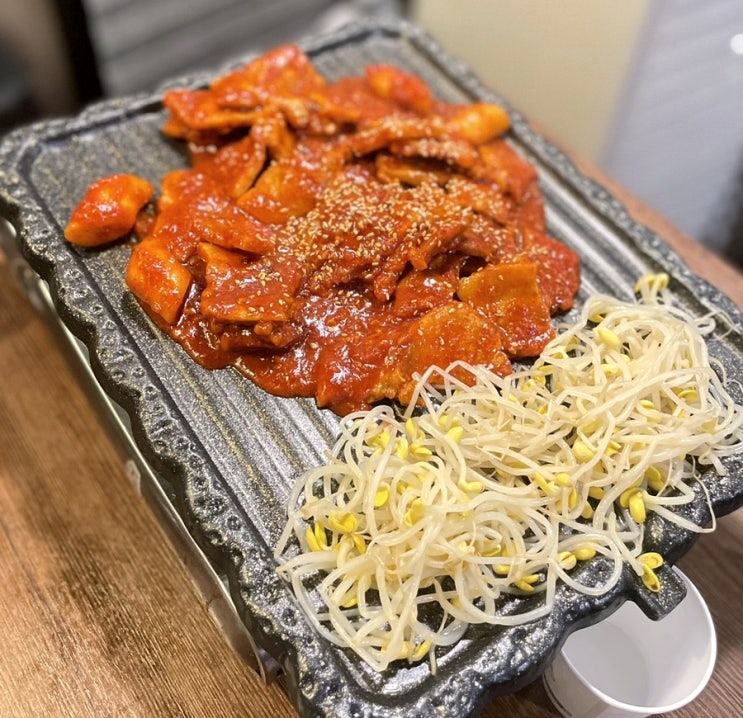  냠냠)주엽 고추장 삼겹살 가성비 맛집~!! 오크셔통돼지&철판