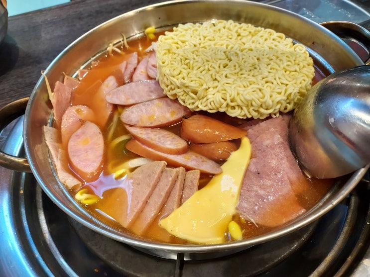  [가산디지털단지 부대찌개] 쟌슨빌 부대찌개 가산디지털단지역점에서 부대찌개로 점심 먹었는데.....