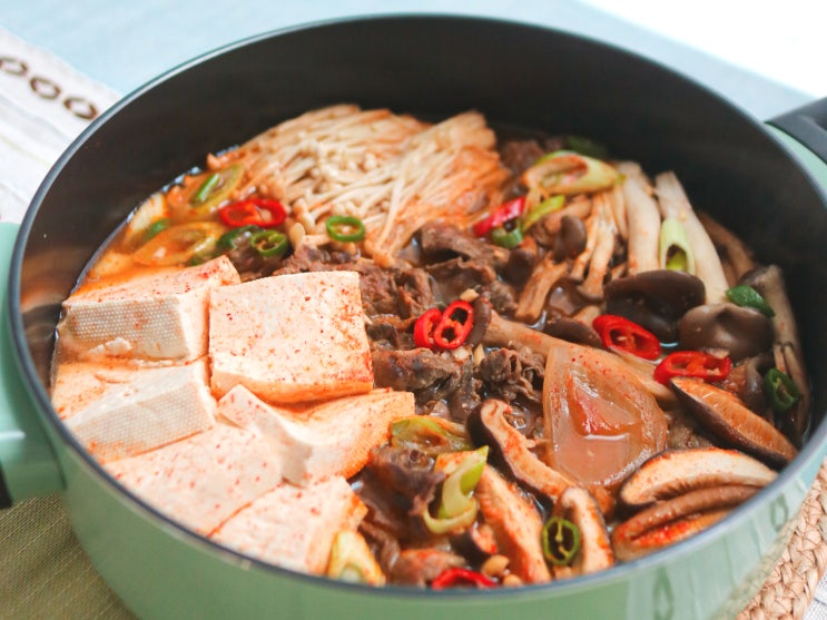  백종원 소불고기 두부 버섯 전골 만드는법, 얼큰 소고기 매운탕 찌개 레시피