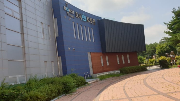  춘천 애니메이션 토이로봇 박물관