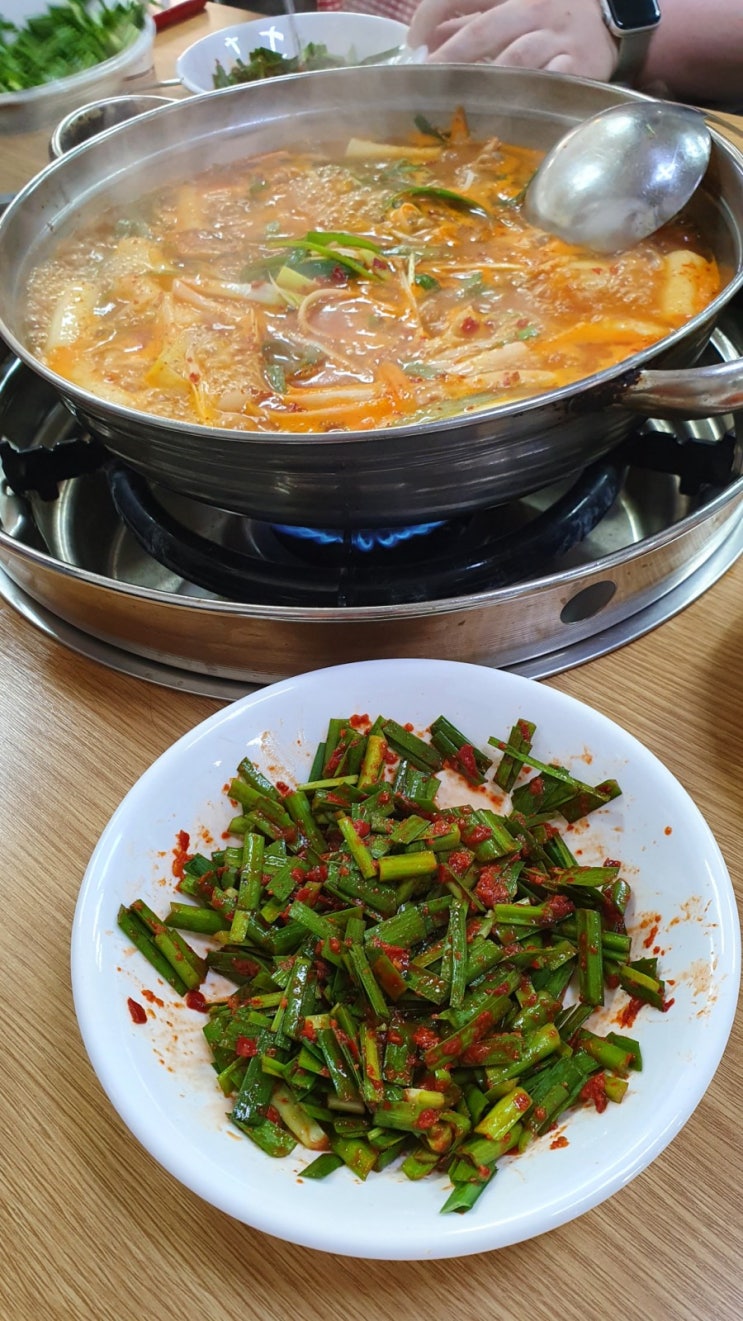  충무로 맛집-동대닭한마리(등나무집 닭한마리, 빨간국물 닭한마리)