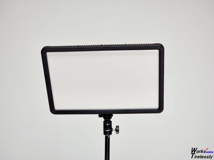  더 예쁜 사진을 위해 고독스 LEDP260C 조명 구입 개봉기