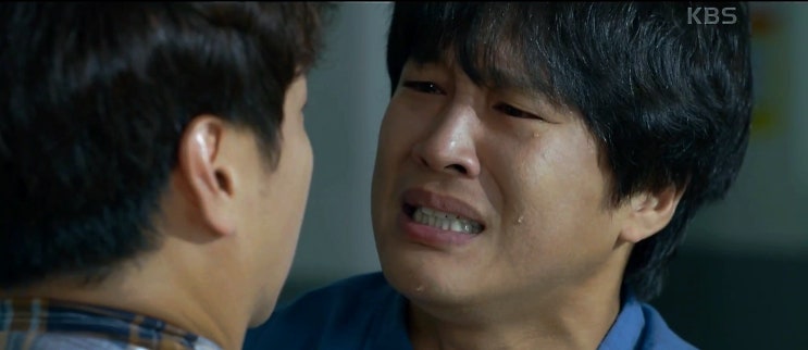  경찰수업 8회 줄거리 및 리뷰  - 시험지 유출 범인은 자수했지만 오열하는 동만.......