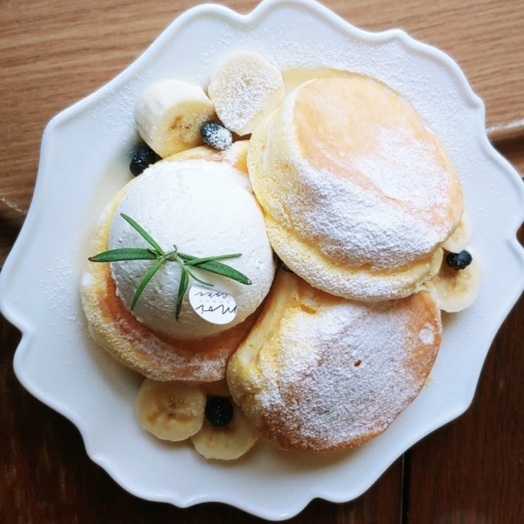  수원 모이커피클래식_커피와 수플레가 맛있는 주택카페