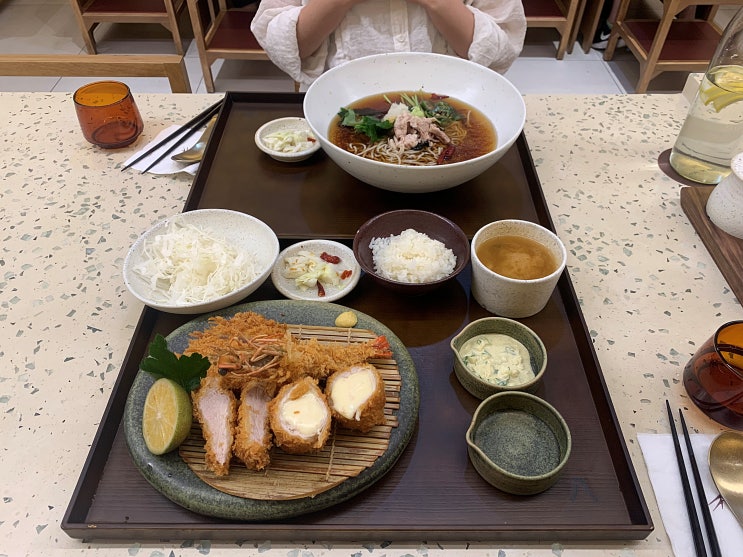 용산 아이파크몰 맛집) '카츠8' 바삭!한 일본식 돈카츠가 맛있는집 #내돈내먹