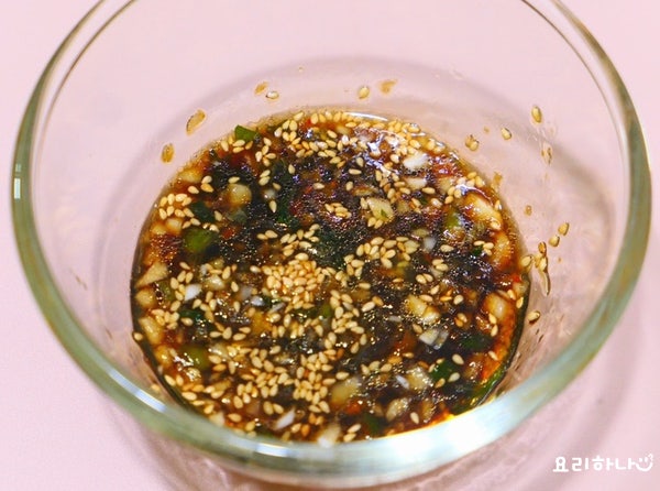 건강하고 담백하게 한끼! 초당순두부와 초당순두부 양념장 간단하게 만들어요.