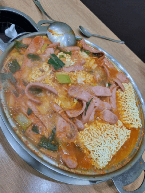  경기도 의왕 부대찌개 맛집 '발리 부대찌개' 후기