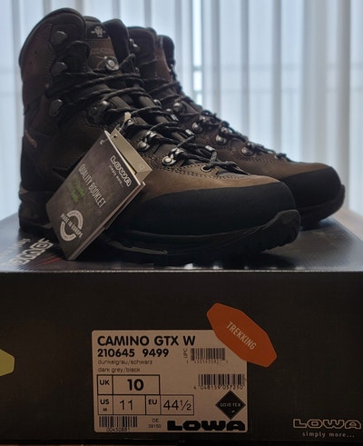 로바 까미노 Lowa Camino GTX W 리뷰