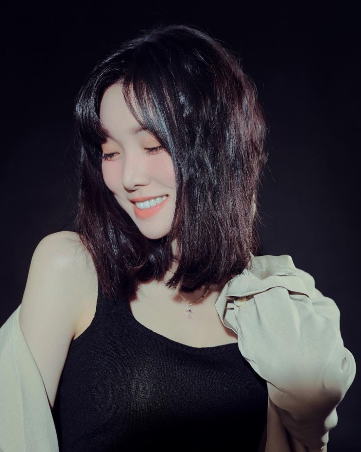 210901 여자친구 유주 인스타그램 (Profile Photo)