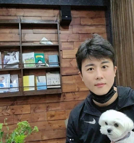 진해성 근황 팬까페 갤러리 mbti