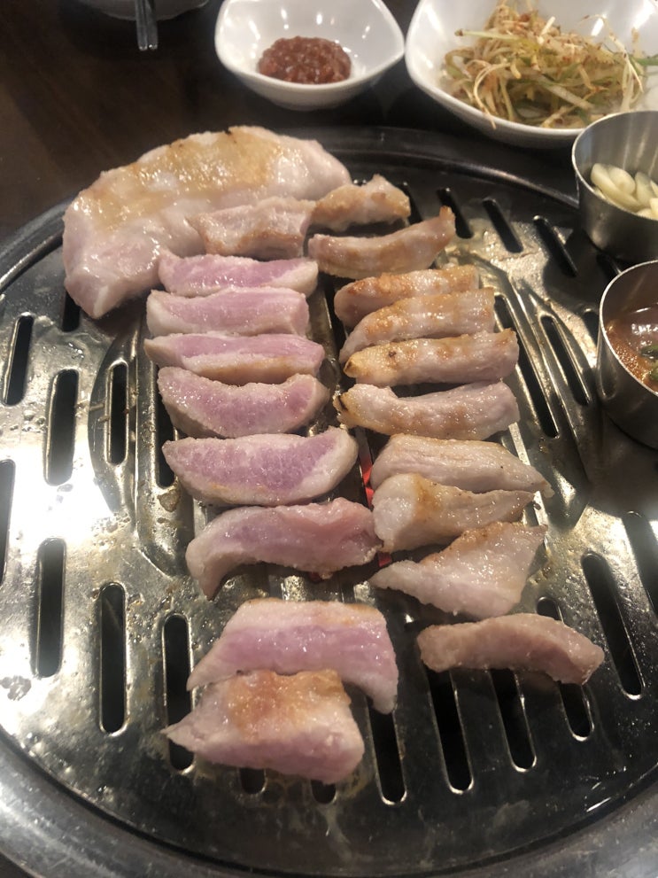  오랜만에 군대 선임만나기 고려대 맛집 편(제주고깃집, DaddyJ, 광주식당)