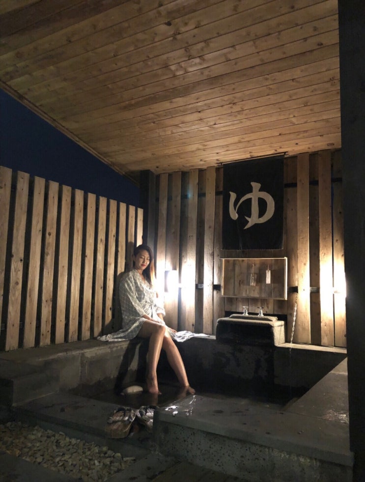 야외 노천탕에서 피로를 풀고 싶다면 제주 펜션 더프라이빗시로 야외 노천탕에서 피로를 풀고 싶다면 제주 펜션 더프라이빗시로