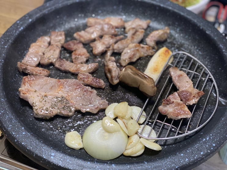 이베리코 목살 갈비살을 맛 볼 수 있는 김제맛집 * 다함께 정다운