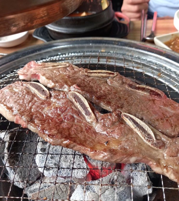 일산 탄현 저렴한 소갈비 황제생고기전문점 일산 탄현 저렴한 소갈비 황제생고기전문점
