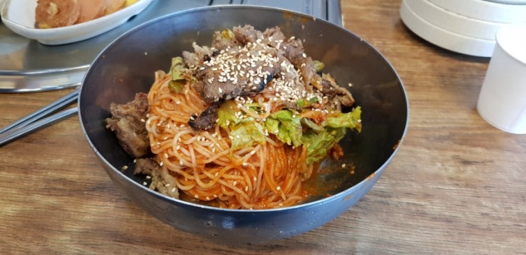 평촌스마트베이 근처 맛집 금강펜테리움 1층 장안생고기 고기비빔국수 점심맛집