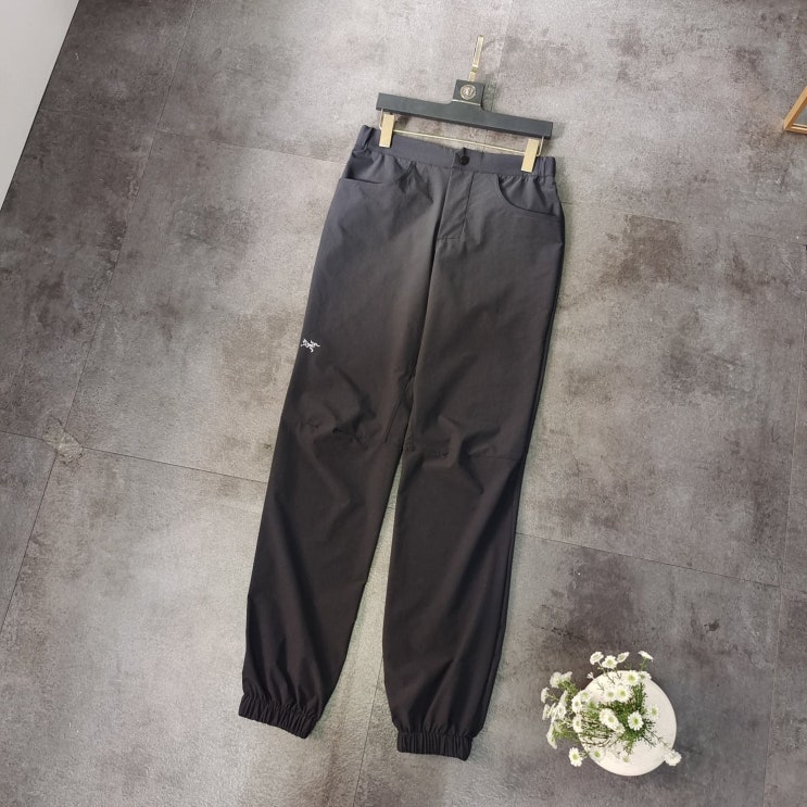 많이 팔린 Arcteryx 여름 긴바지 아크테릭스 냉장고 바지 골프/운동/등산/아웃도어 바지 캐주얼 비즈니스 ve05 ··· 많이 팔린 Arcteryx 여름 긴바지 아크테릭스 냉장고 바지 골프/운동/등산/아웃도어 바지 캐주얼 비즈니스 ve05 ···