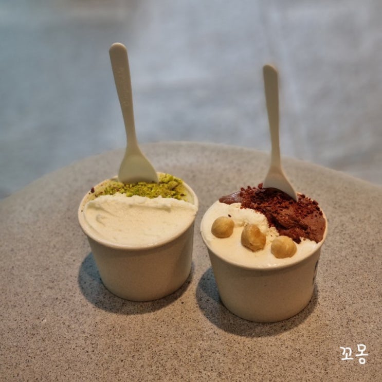  홍대 / 연남동 루프탑이 있는 젤라또아이스크림 [피에트라]
