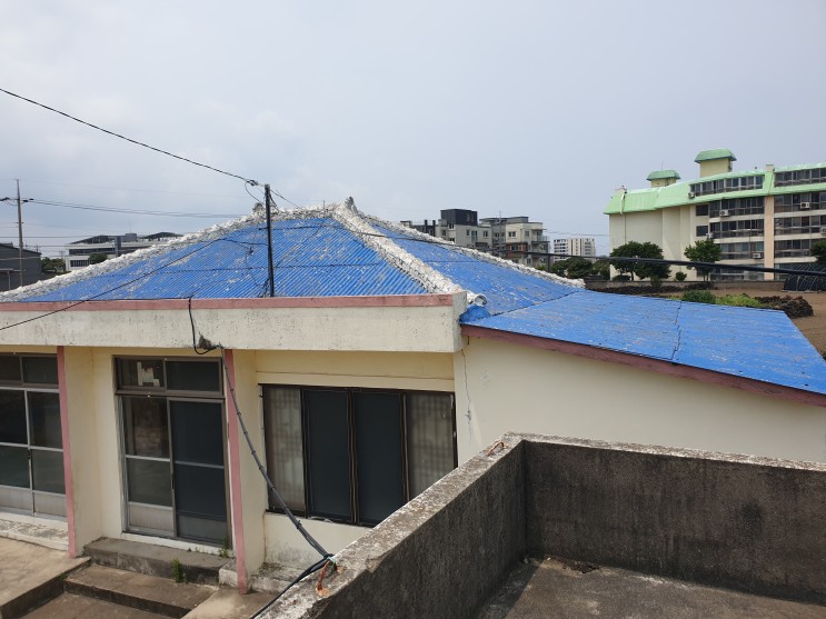 한림리 지붕작업(스레트 철거후 기와형 지붕)
