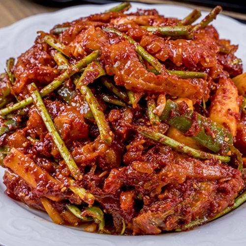 후기가 정말 좋은 제철홍어무침꽃게장 안삭힌 홍어무침 홍어회무침 국산 1kg 전라도식 제홍꽃, 3인분 좋아요 후기가 정말 좋은 제철홍어무침꽃게장 안삭힌 홍어무침 홍어회무침 국산 1kg 전라도식 제홍꽃, 3인분 좋아요