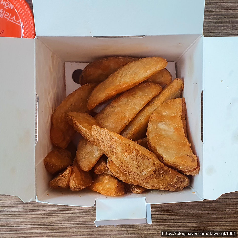 교촌치킨 우면점 사진 3