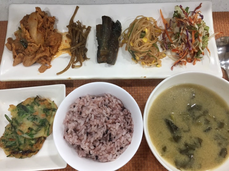  [전민동 백반] 엑스포코아 3층 맛뜨락 백반 7000