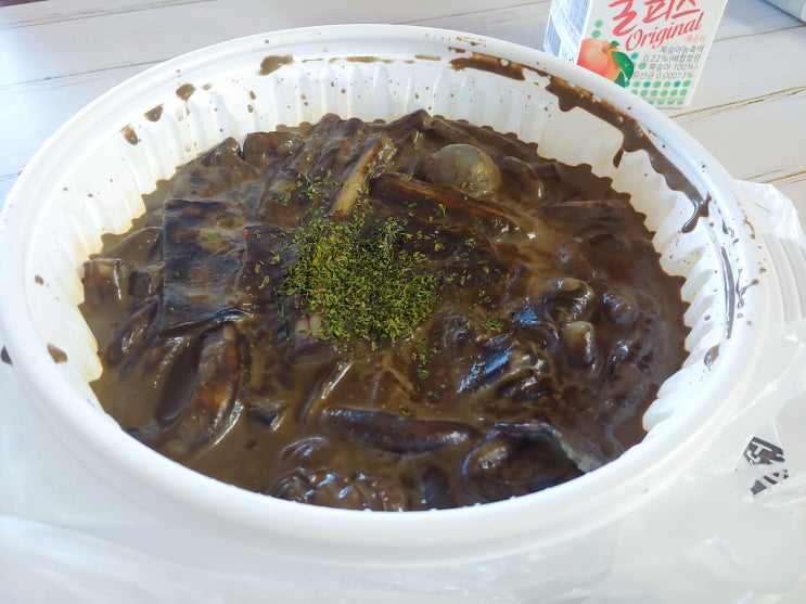 배떡 갯벌 떡볶이 블랙로제 충격 비주얼과 반전 맛