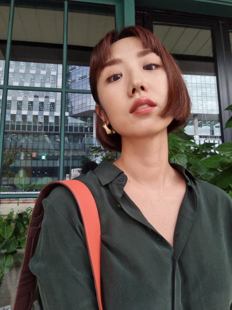 랑콤 압솔뤼루즈 274 수지립스틱 밀크티 MLBB 발색