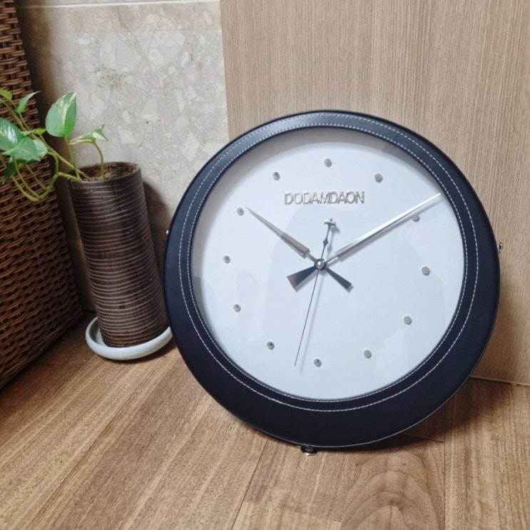  도담다온 무소음 수제 가죽 디자인 벽걸이 시계 리뷰