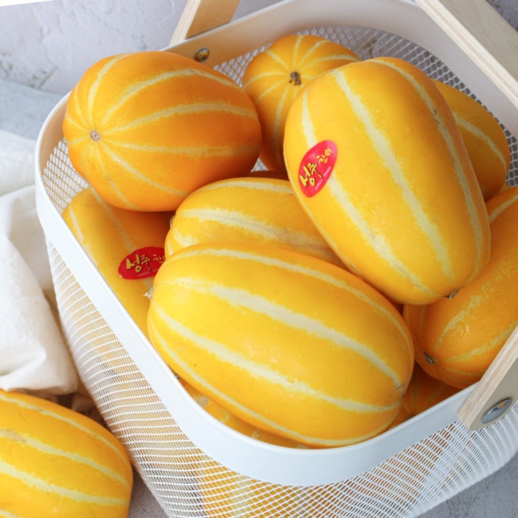 요즘 인기있는 고당도 성주 꿀 참외, 참외 10kg 못난이(랜덤과) ··· 요즘 인기있는 고당도 성주 꿀 참외, 참외 10kg 못난이(랜덤과) ···