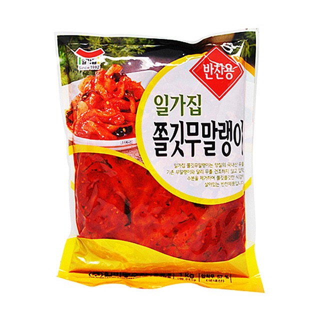 최근 많이 팔린 일가집 쫄깃무말랭이무침 1kg 고추장아찌/깻잎장아찌/매실장아찌/명이나물장아찌/반찬/젓갈, 단일 수량 추천해요