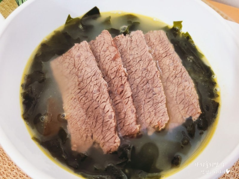 어남선 미역국 소고기 양지로 끓여서 더 맛있는 편스토랑 류수영 미역국 끓이는 방법