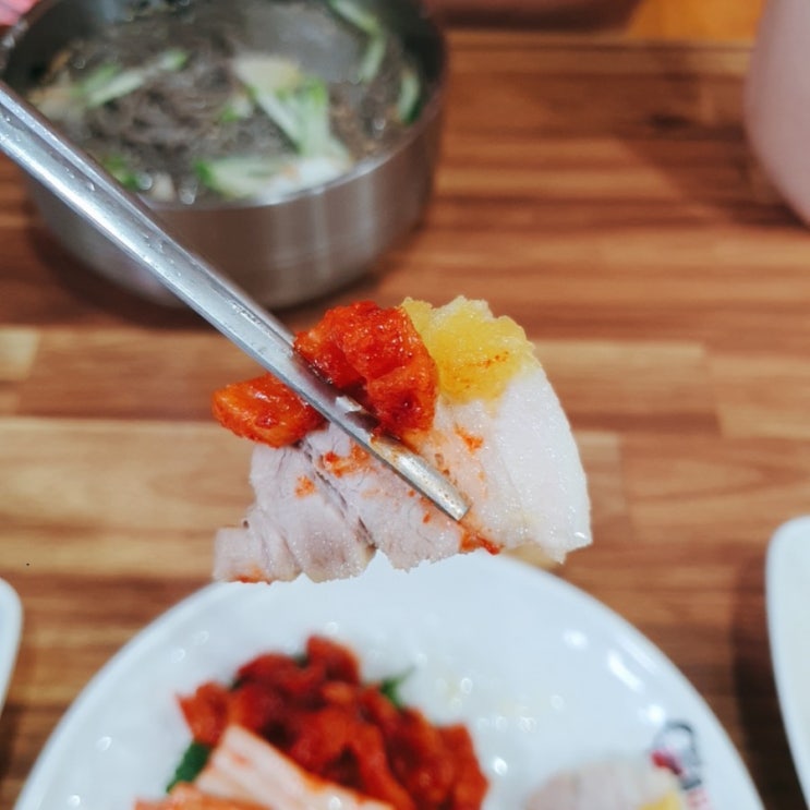  동대문맛집 돈통마늘보쌈 - 보쌈정식, 혼밥, 점심식사 추천