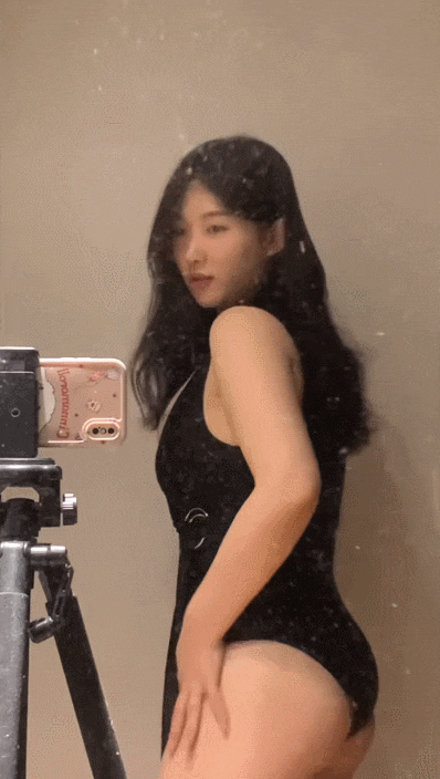  다이어트 74kg 이라는 또먹나윤 글래머 비키니 몸매