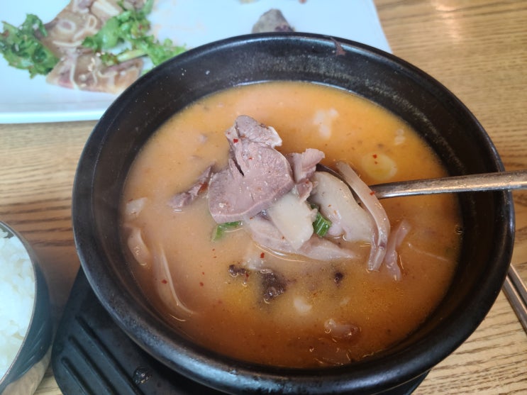  대학로/혜화에서 순댓국, 순대 스테이크 맛집 : 순대실록