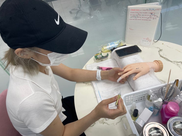  장수동미용학원 자격증 필기 공부 같이하자