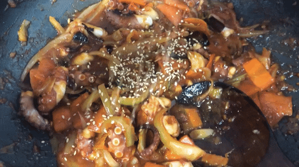  [냉장고파먹기]홈쇼핑착한낙지, 매운맛 낙지덮밥으로 (feat.맵찔이 울리는 맛)