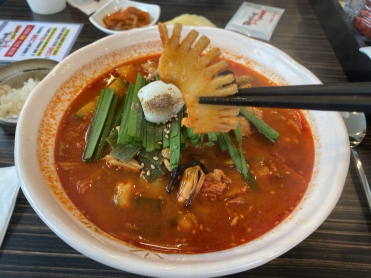  점심 메뉴로 선택한 마곡 중국집 <짬뽕지존>